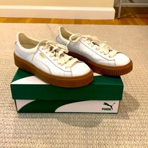 Super Cute White Leather Gum Sole Platform Puma Basket Sneakers - Size 8